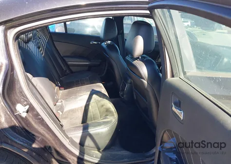 2011 Dodge Charger R/T z USA, uszkodzony, nr VIN 2B3CL5CT8BH527789